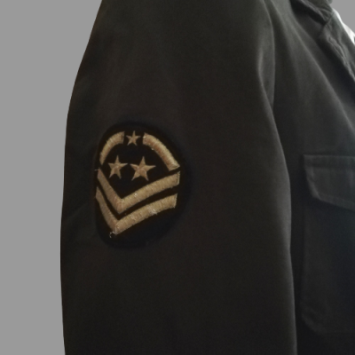 BERSHKA мъжко сако в армейски стил